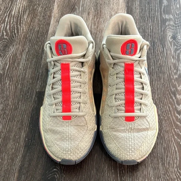 Sabrina 1 Nike Basketball Shoes - Picture 3 of 11